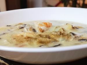 秒杀西餐厅的奶香蘑菇汤的做法 步骤1