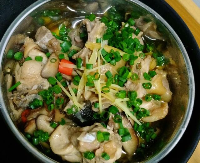 宿舍香菇蒸滑鸡的做法