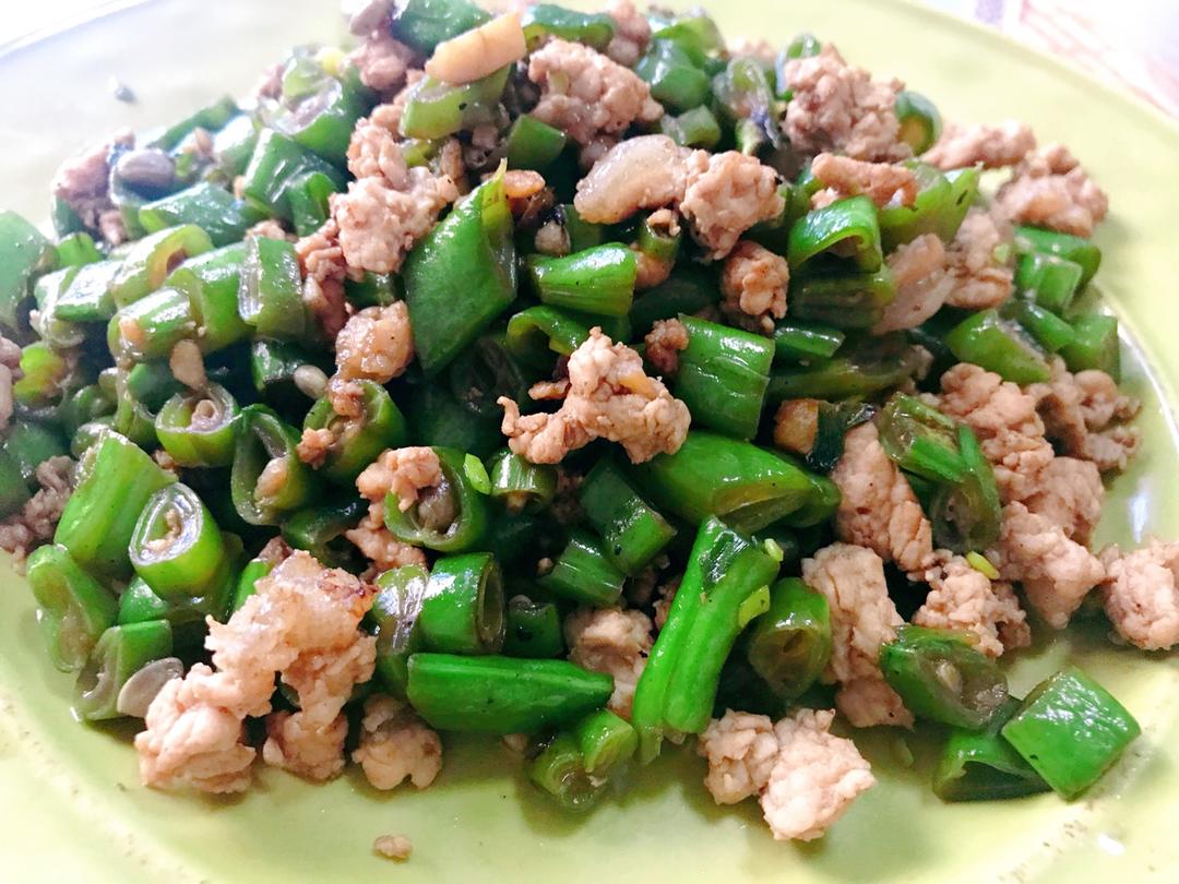 肉沫豆角下饭菜