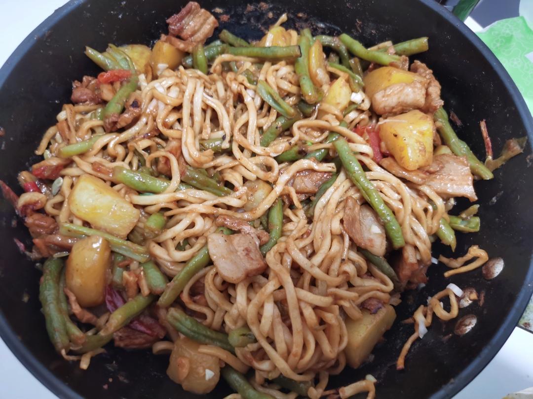 豆角焖面