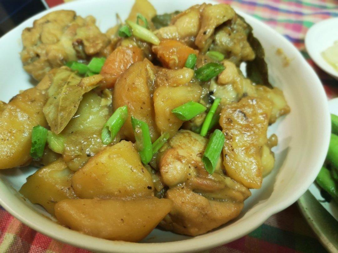 土豆焖鸡腿