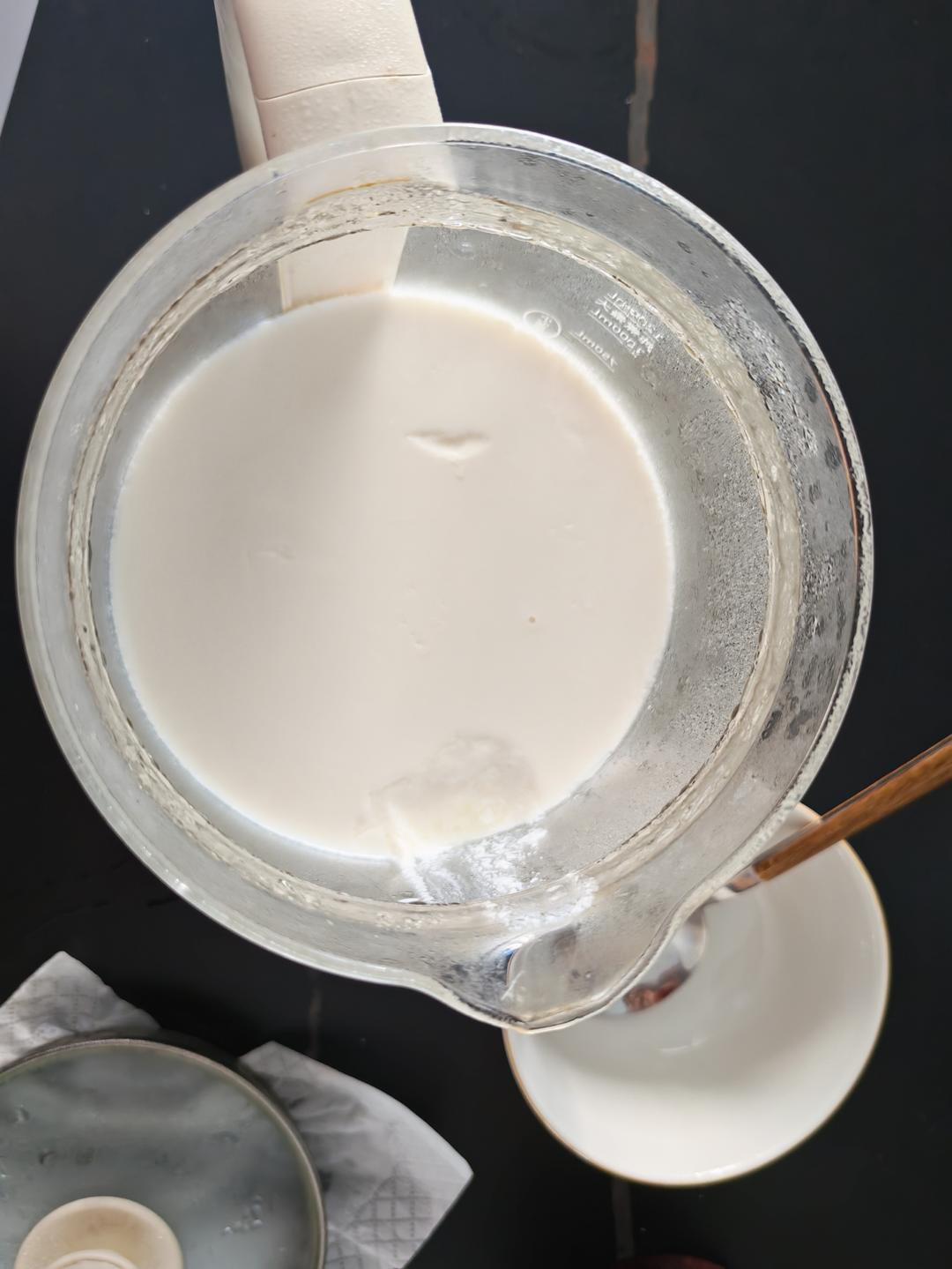 自制酸奶，不需菌粉/酸奶机/烤箱/电饭锅，一条毛巾就好