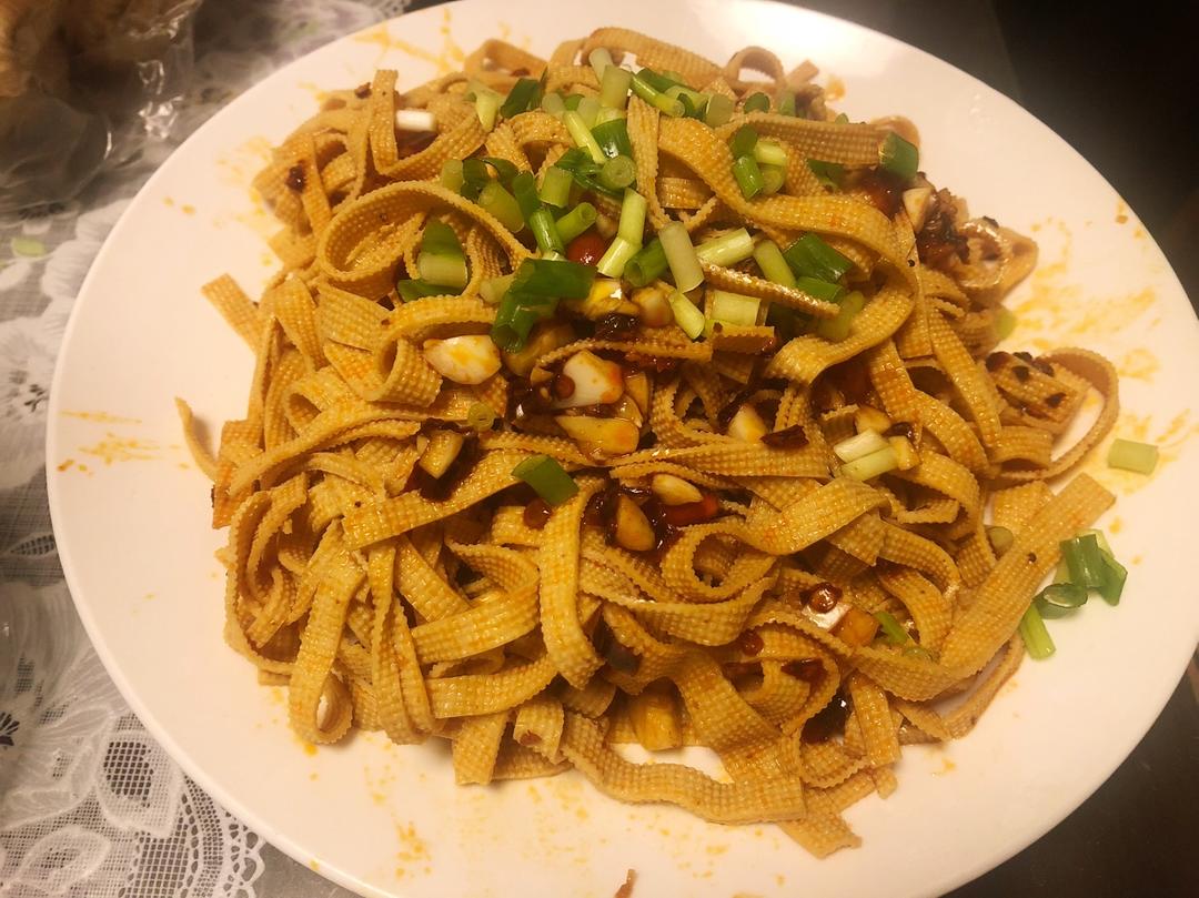 凉拌豆腐皮