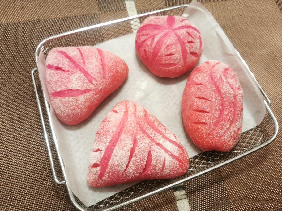 芝芝火龙果软欧包 &分享不变色小技巧