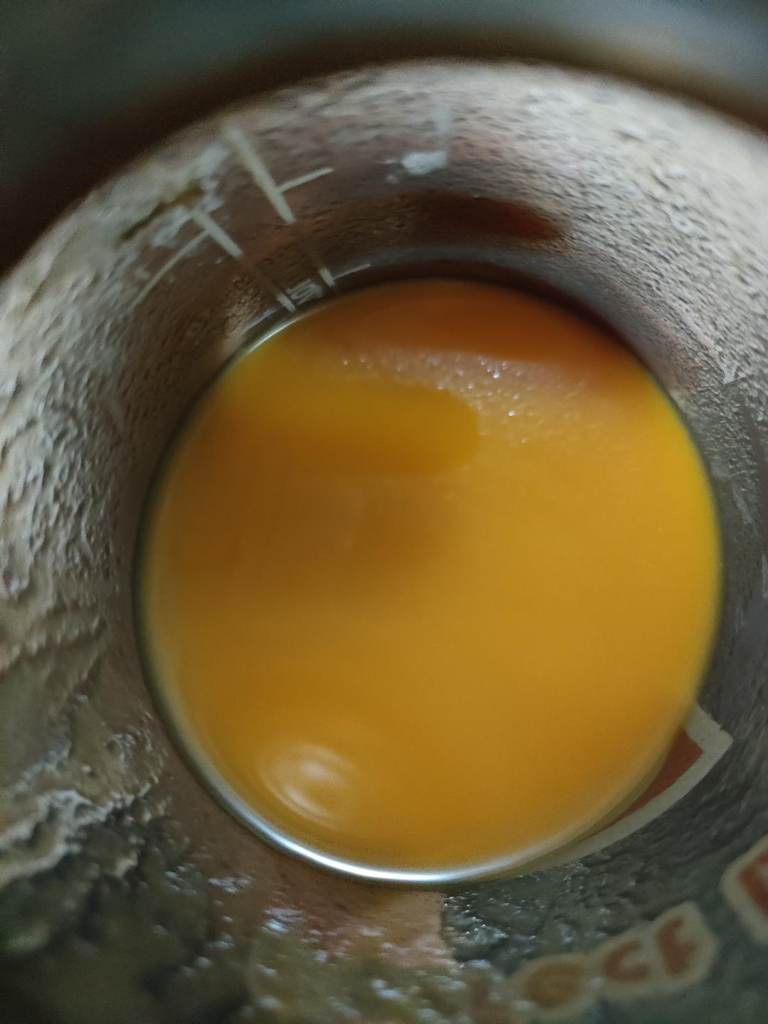 一杯有神奇魔力的饮品🍹胡萝卜🥕苹果🍎汁（热饮）