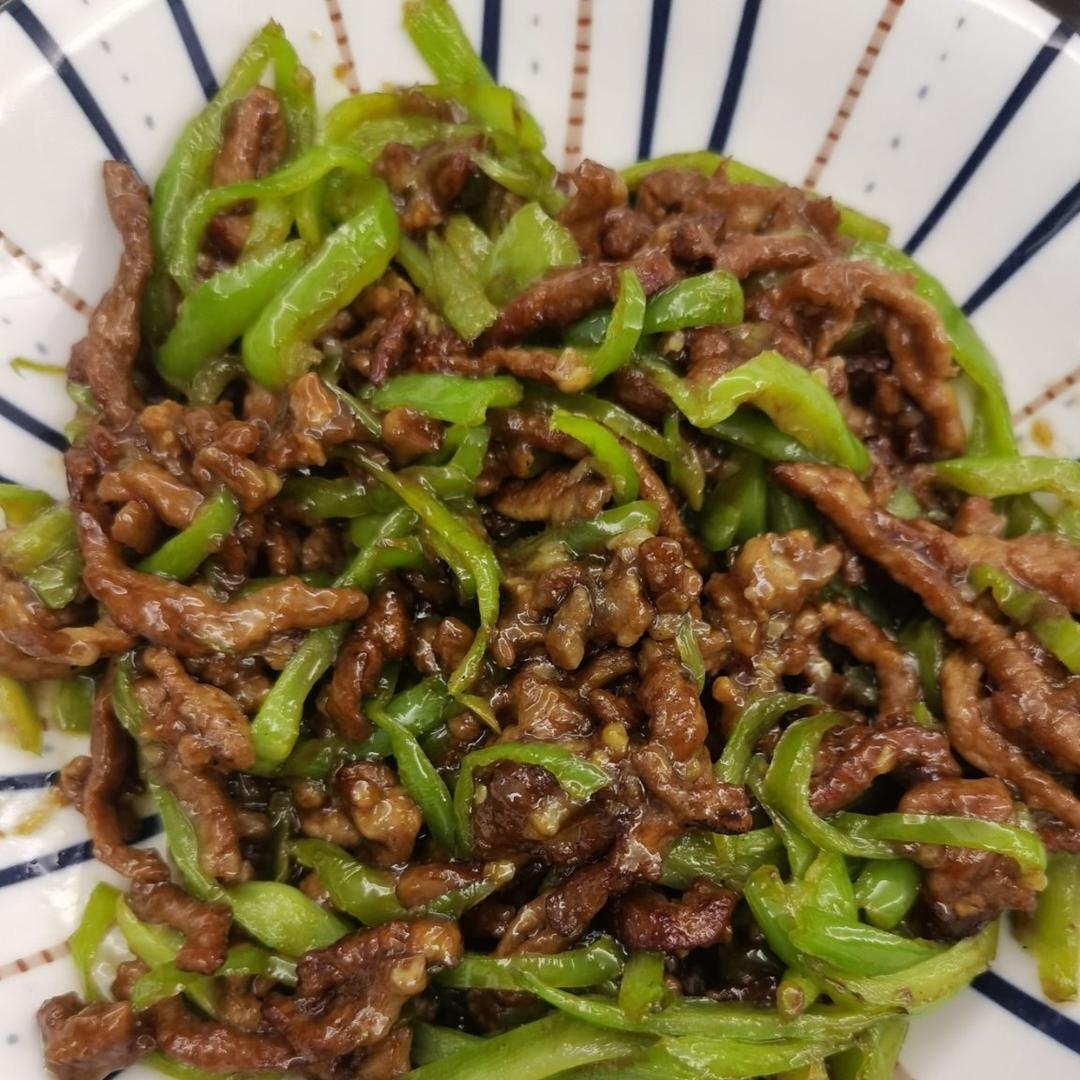 ‼️好吃到舔盘的青椒肉丝盖浇饭