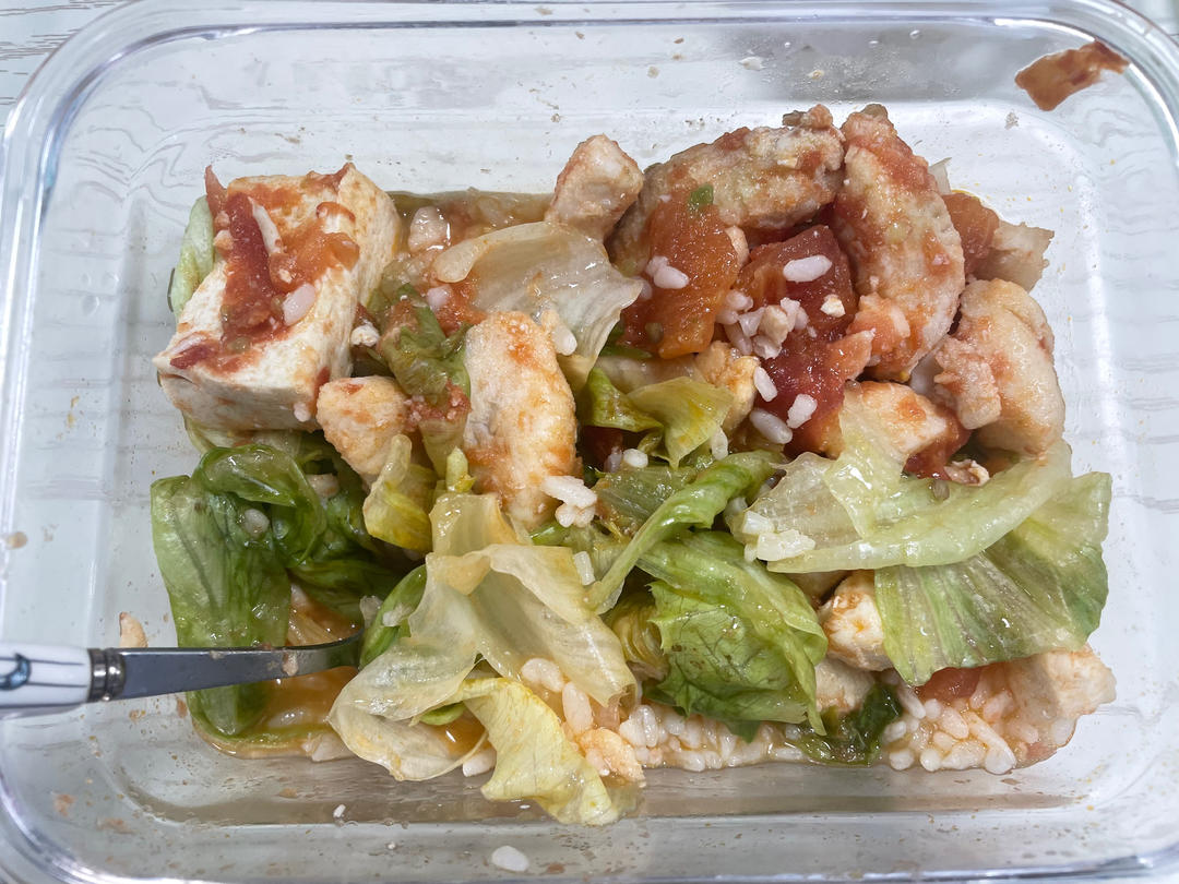 番茄鱼巴沙鱼（也可以用番茄龙利鱼），番茄酱汁超浓郁，营养又下饭！