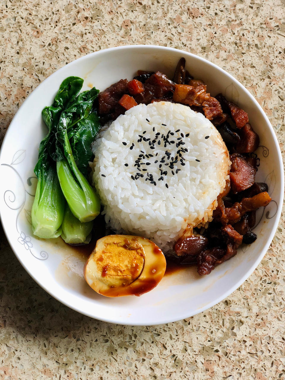 台式卤肉饭