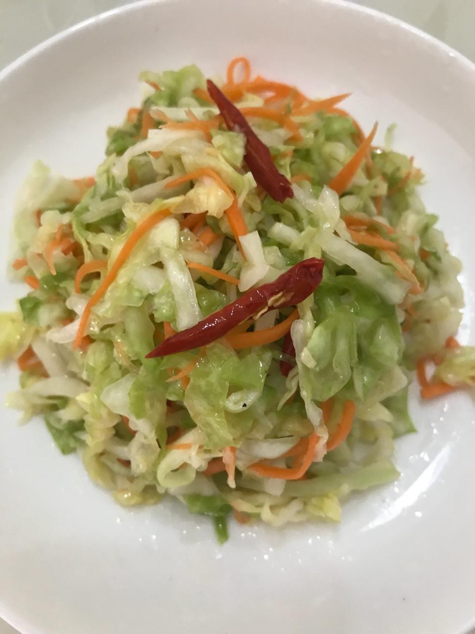 顾馨做的凉拌圆白菜