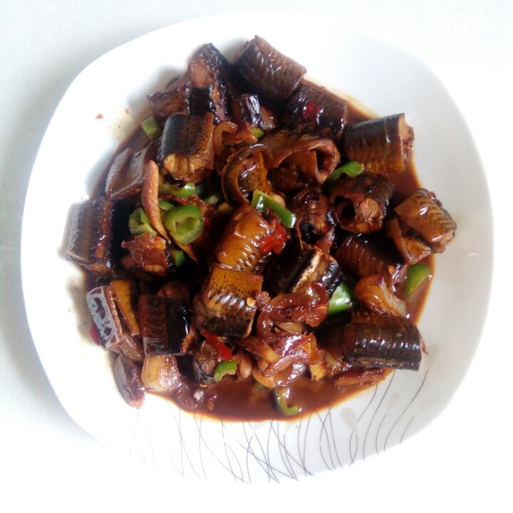 大蒜烧鳝鱼