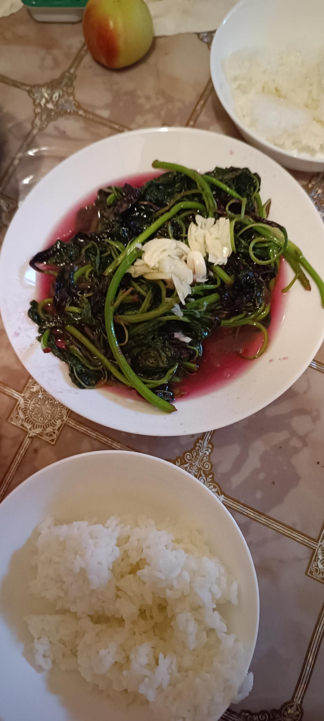 清炒红苋菜（简单菜也有窍门，一看就明白）