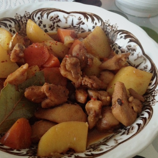 胡萝卜土豆烧鸡翅