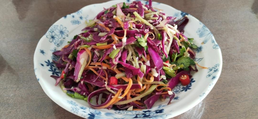 凉拌紫甘蓝