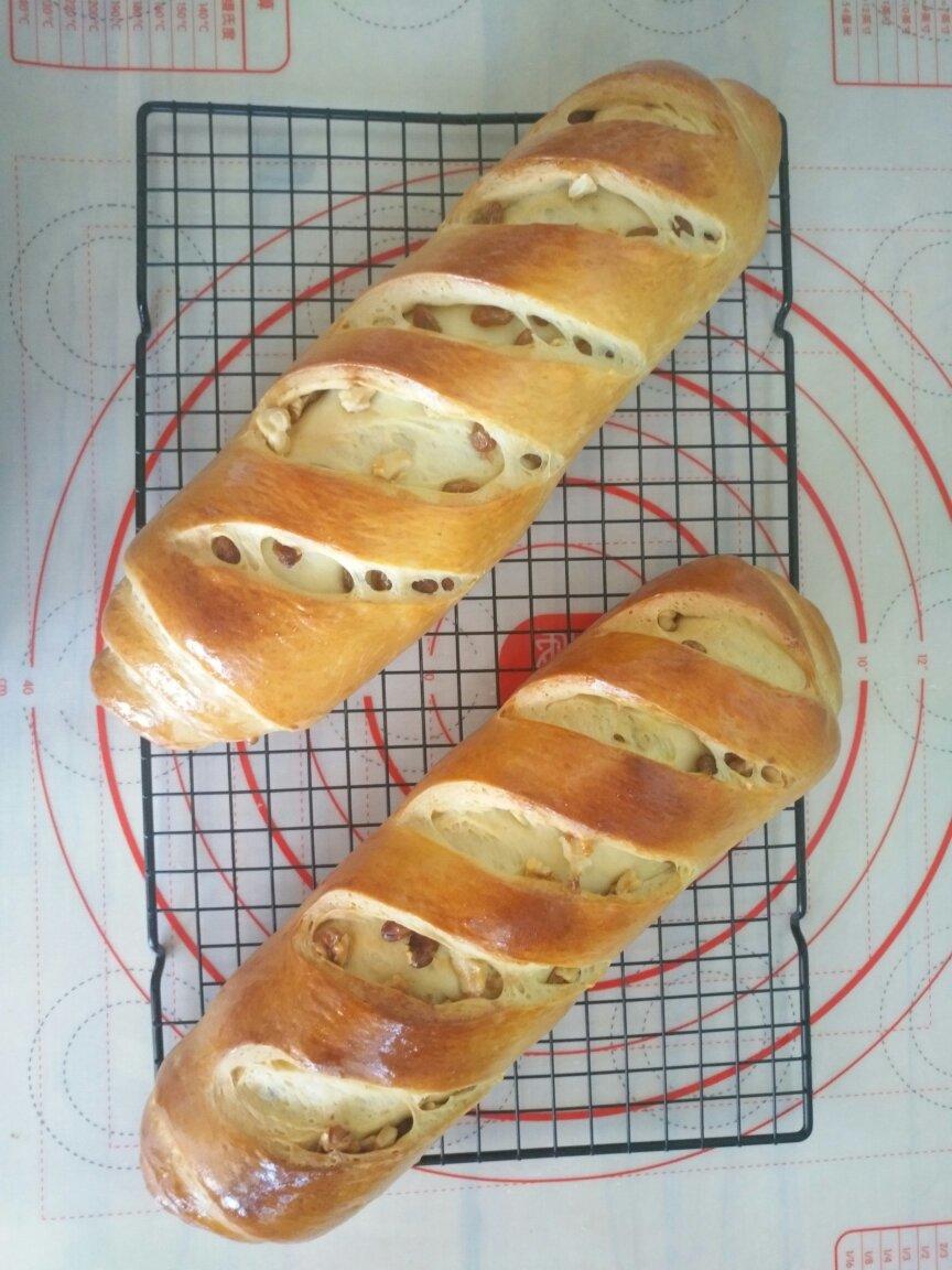 果仁大咧吧面包