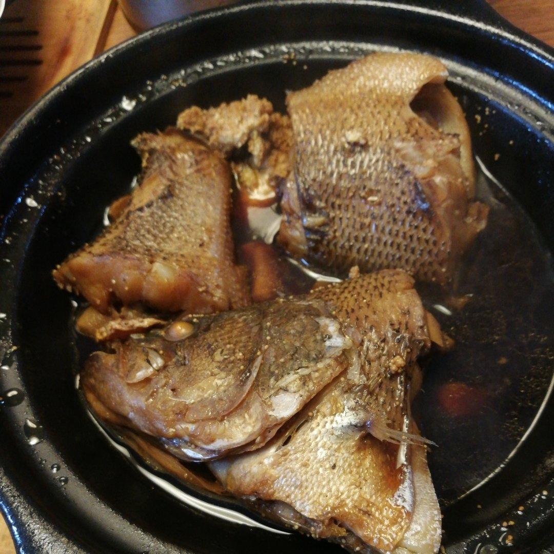 红烧鲈鱼