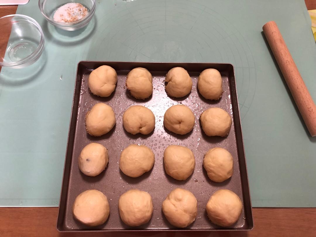 🥛超简单快手，柔软拉丝，一次发酵，牛奶小餐包