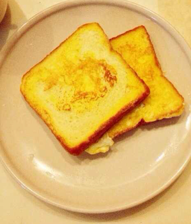 香煎鸡蛋吐司