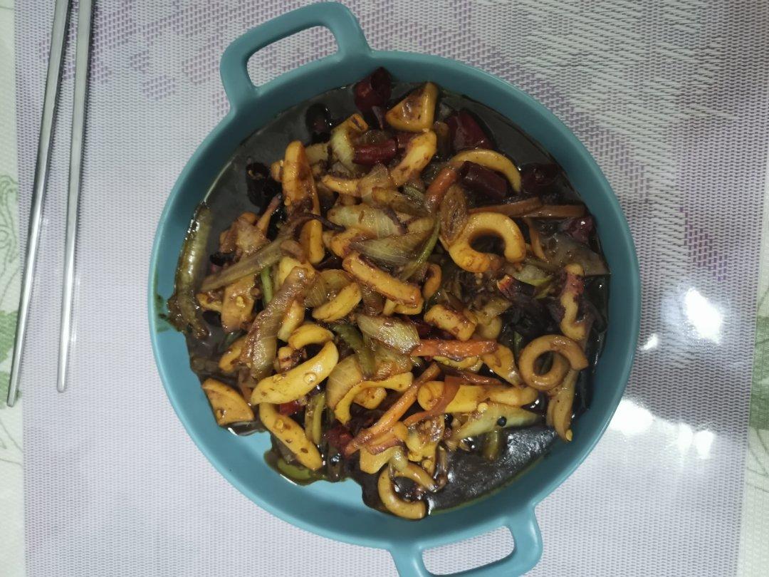 干锅酱香鱿鱼
