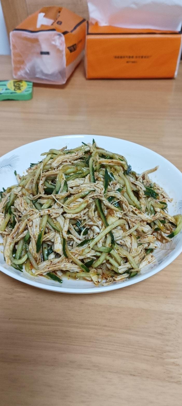 夏日开胃菜 凉拌鸡丝（手撕鸡）