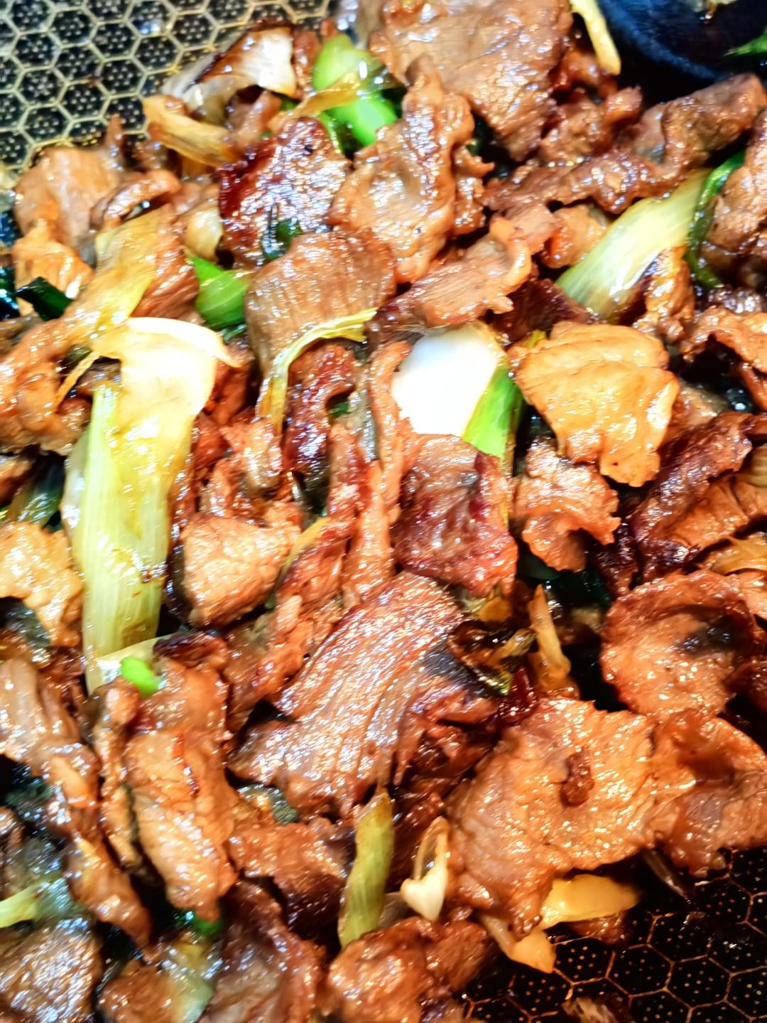 【嗷呜】老北京葱爆羊肉