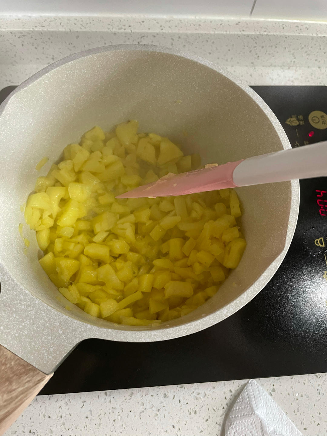 菠萝包