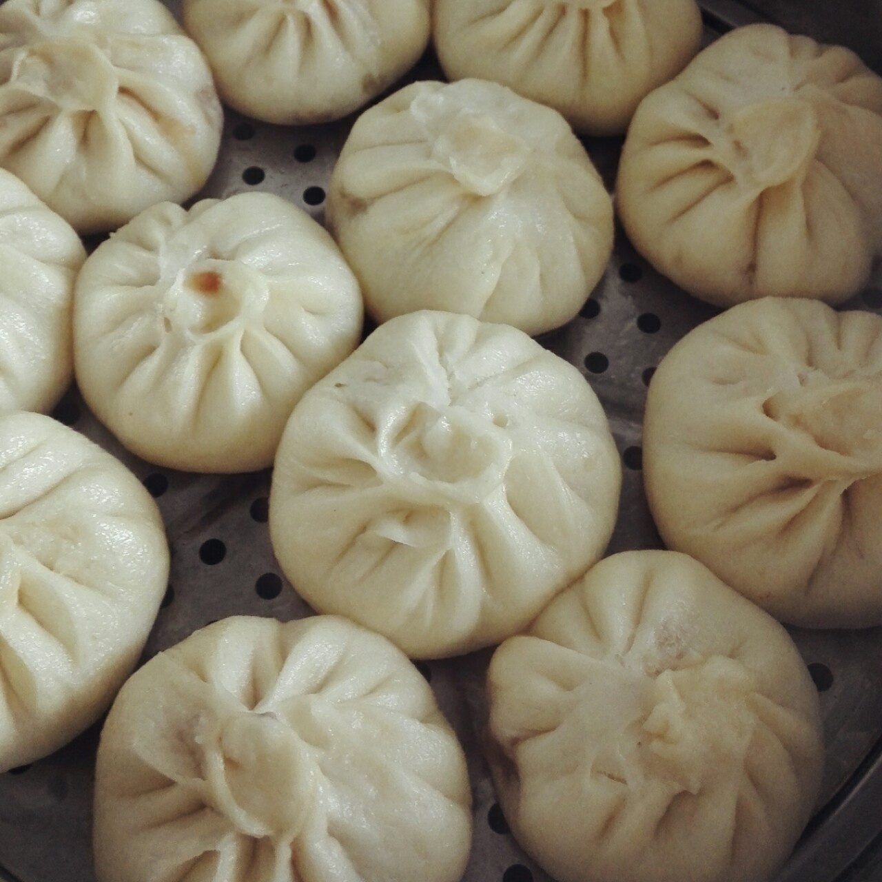 不要吵醒我做的家庭手工肉馅大包子