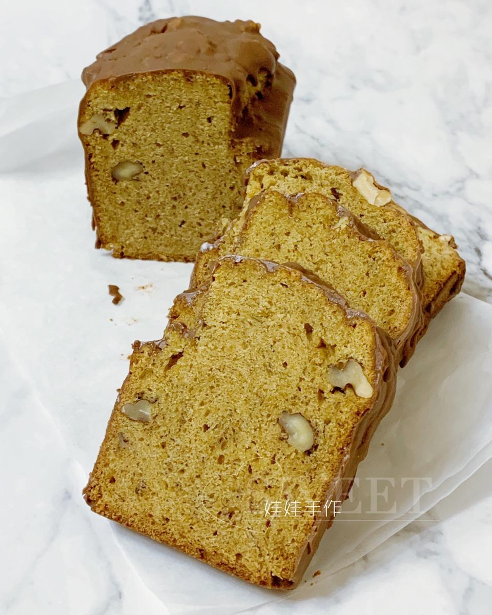 香蕉核桃磅蛋糕 Banana & Walnut Pound Cake