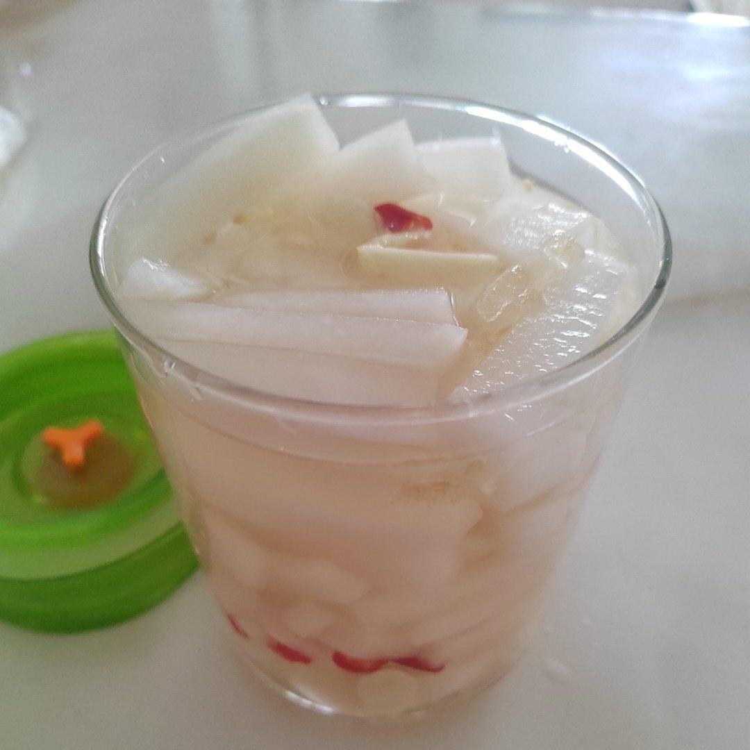 腌萝卜，酸甜爽口