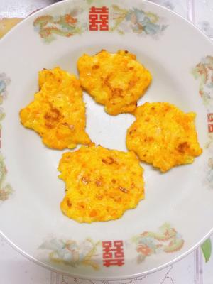 #麦子厨房#小红锅出品：宝宝午餐-鲜虾米饼的做法 步骤8