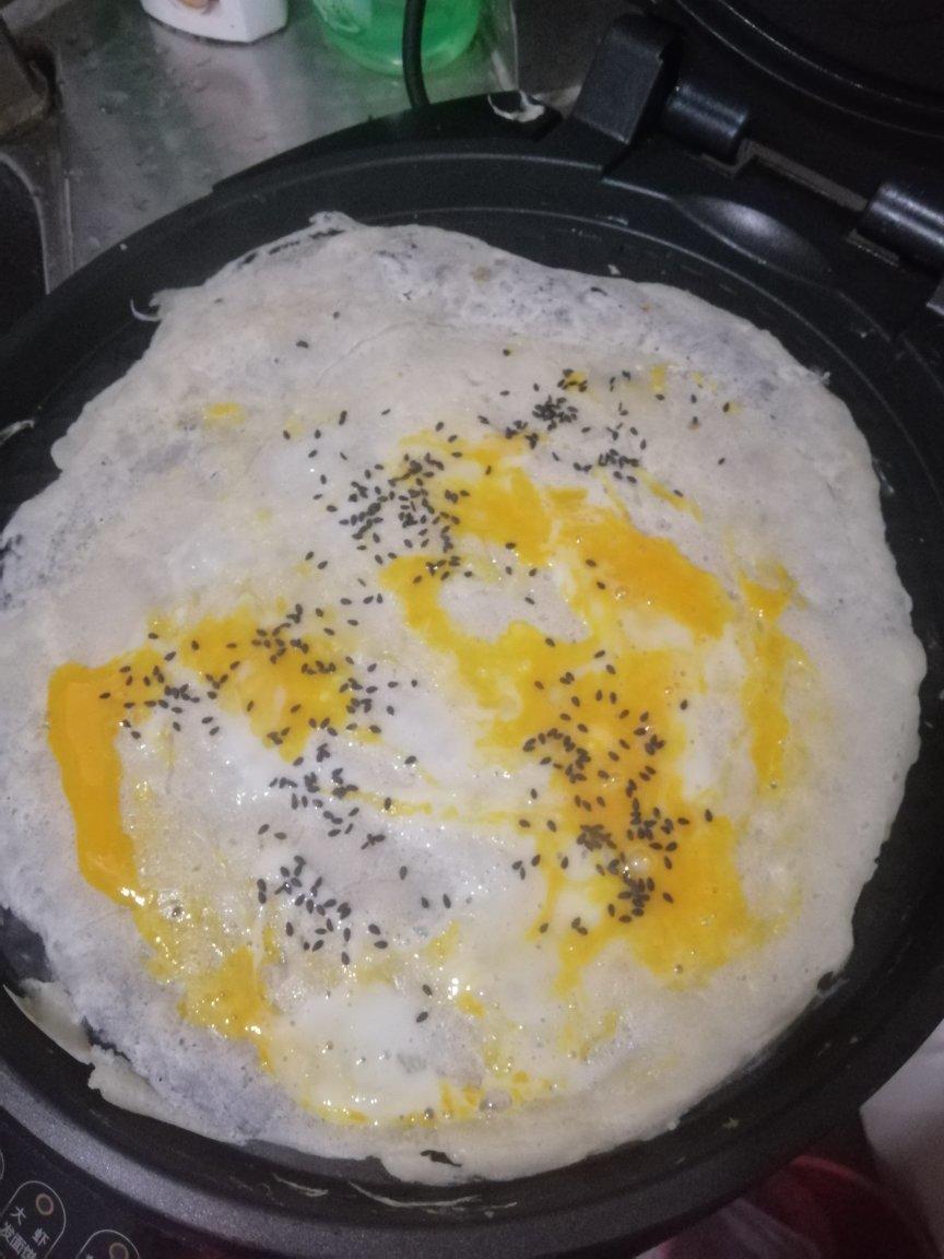 秒杀早餐摊不破皮大煎饼，步骤超详细
