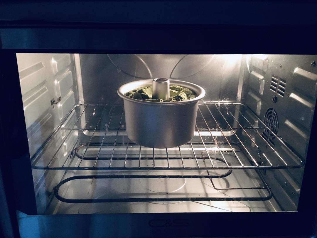 6寸中空戚风蛋糕