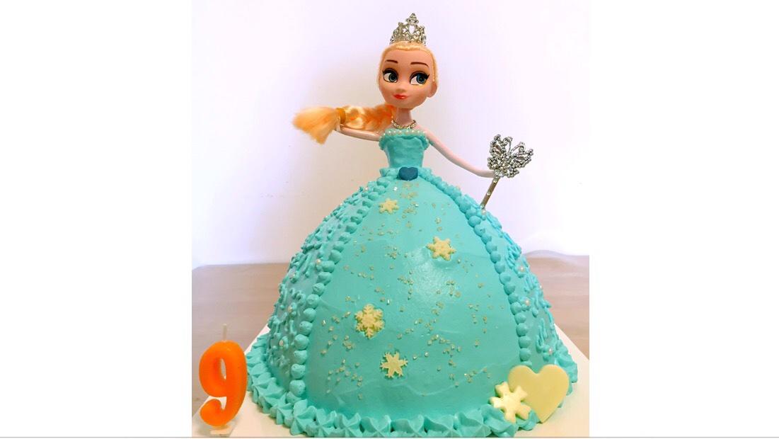 冰雪奇缘爱莎公主蛋糕