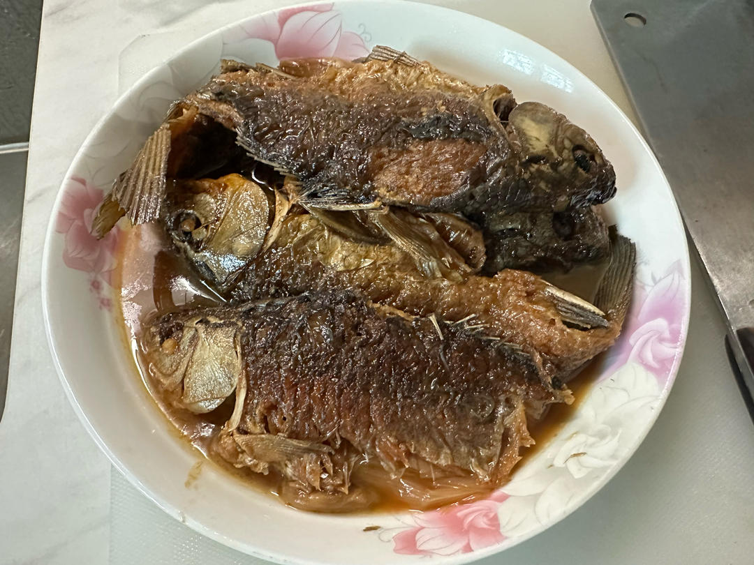 妈妈的拿手菜焖酥鱼