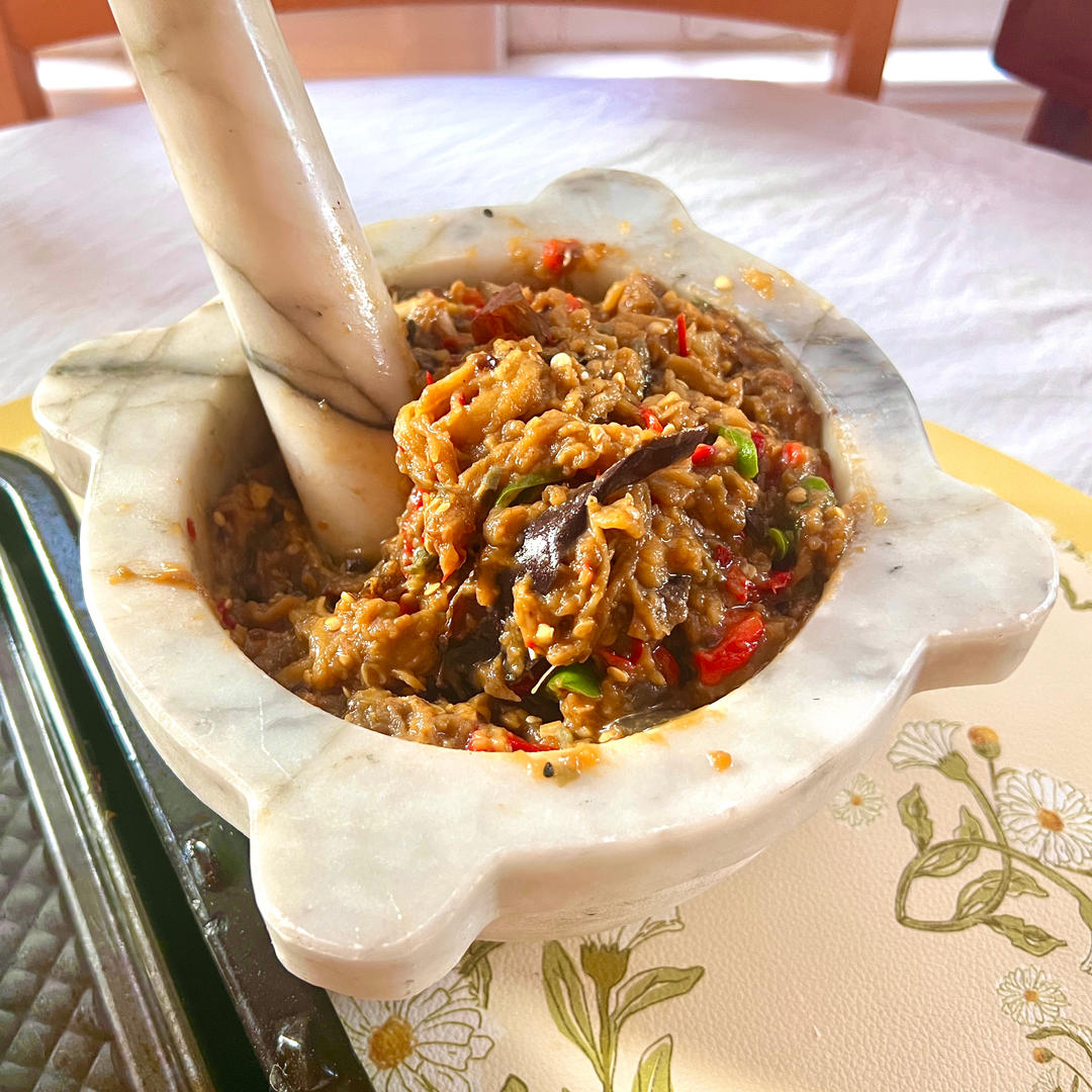擂辣椒茄子皮蛋