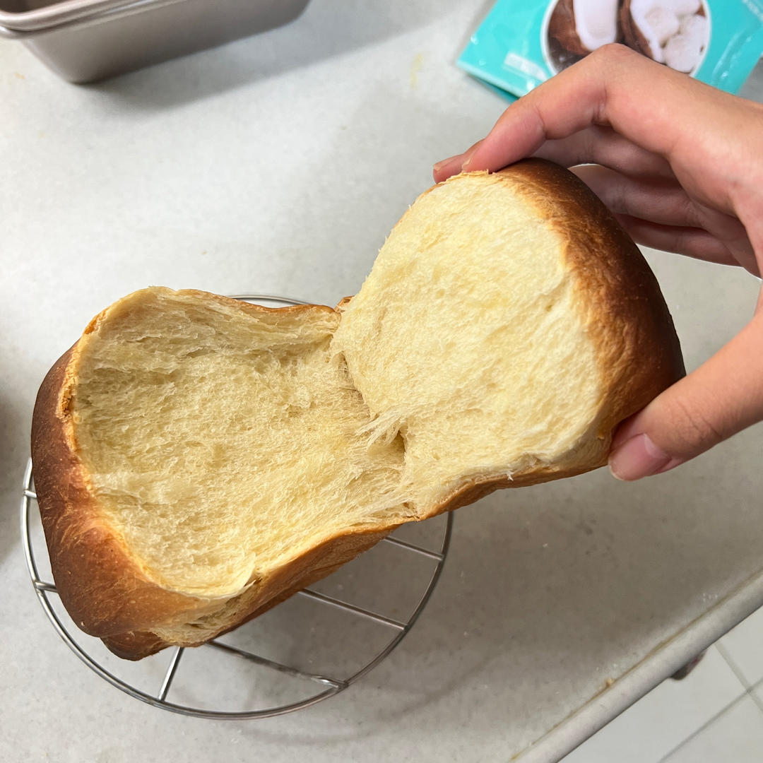 奶香纯粹的重料淡奶油吐司