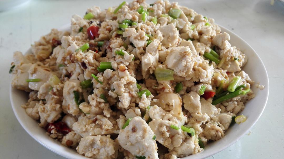 香菜辣椒小炒豆腐