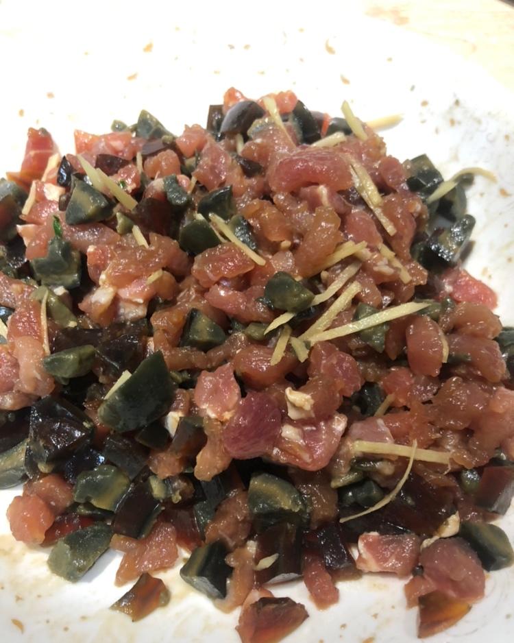 堂妈小厨——超好喝的皮蛋瘦肉粥