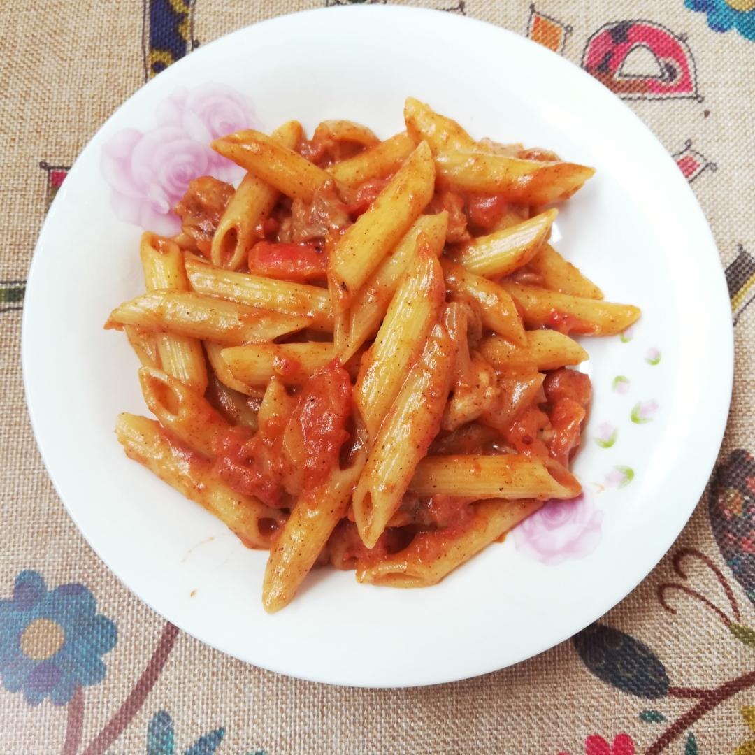 茄汁培根焗贝壳粉