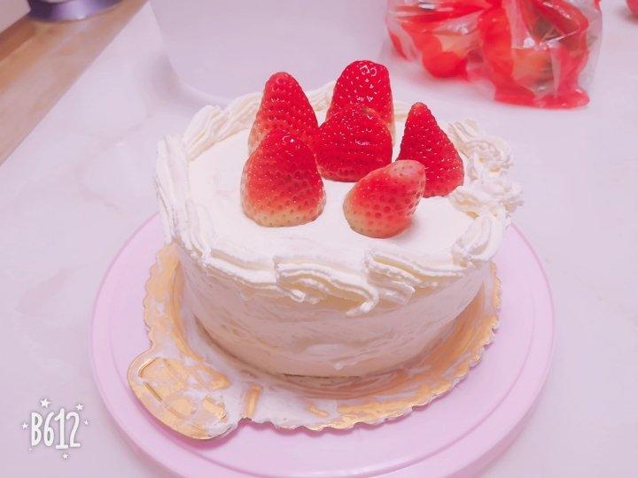 《Tinrry+》草莓奶油蛋糕（8寸配方）