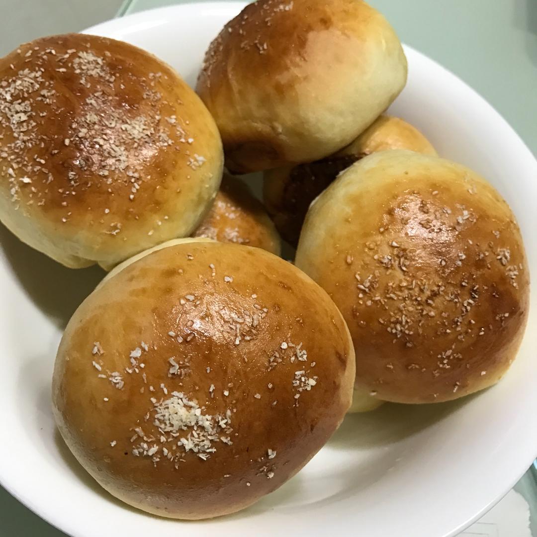 柔软看得见─超软香甜椰蓉小面包