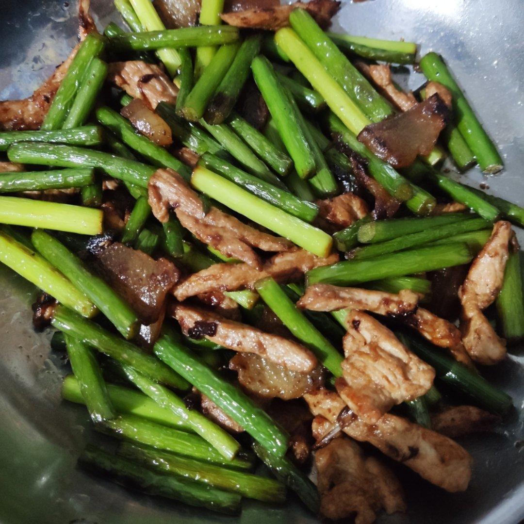 快手家常菜 蒜苔（蒜苗）炒肉