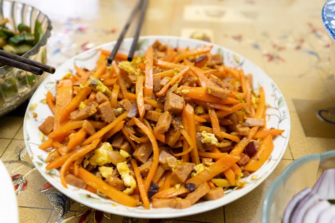 胡萝卜炒鸡蛋