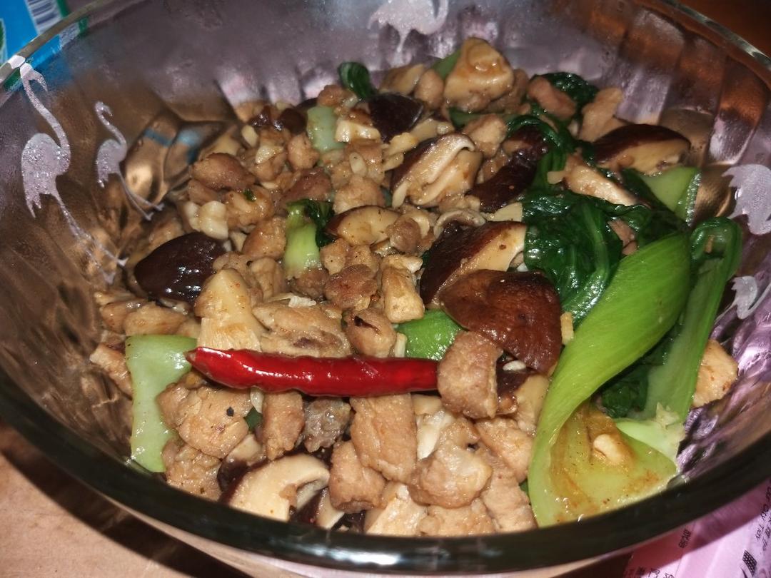 香菇香肠炒油菜