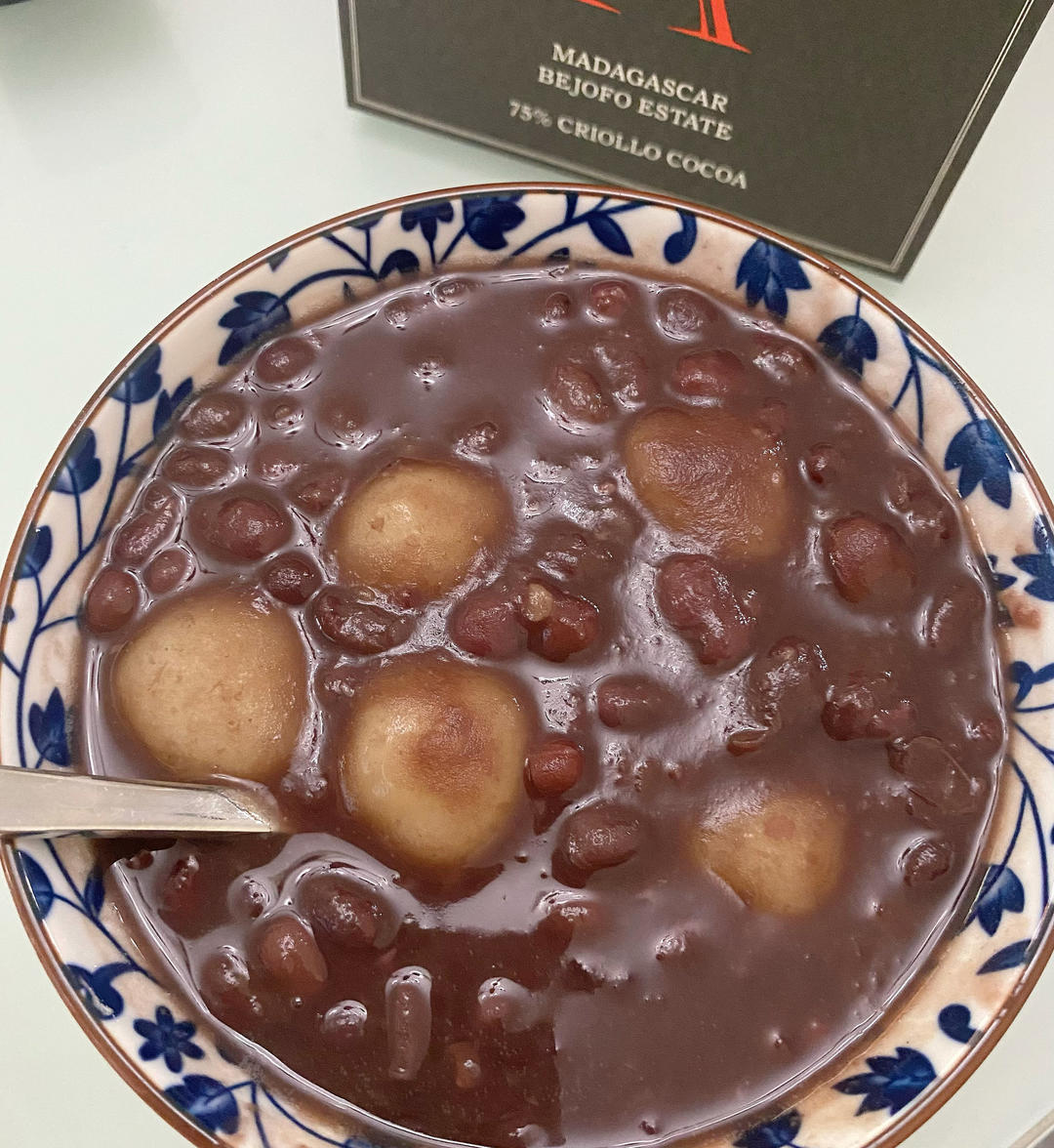 红豆糯米小丸子小汤圆——如何在5分钟内搓好一盘小丸子