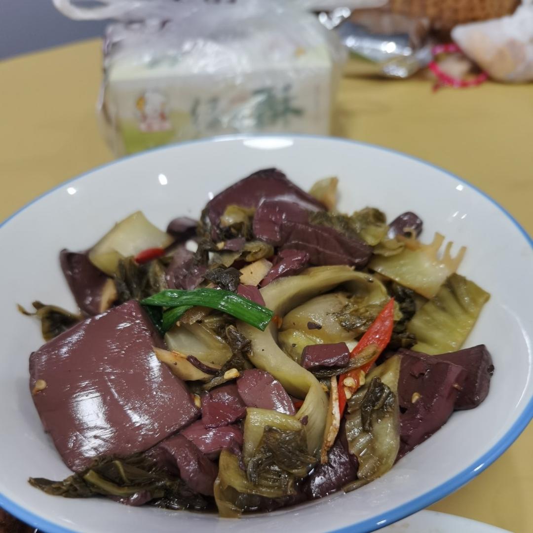 妈妈的传授 ——猪血酸菜