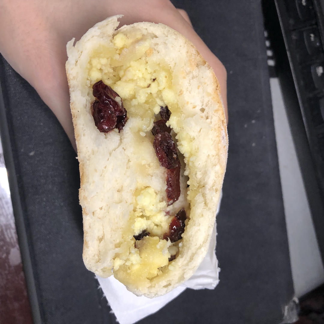 蔓越莓奶酥面包