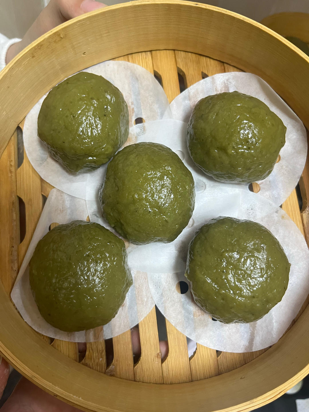 清明必吃的艾草青团