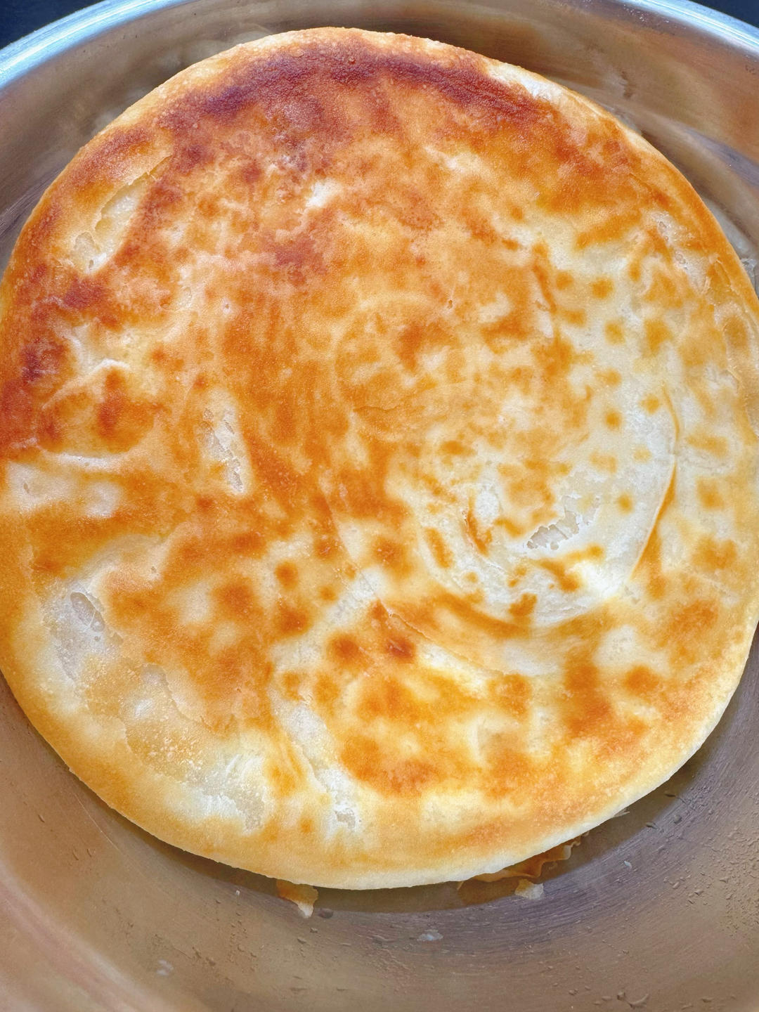 烙饼不硬的小窍门 掌握了你也能看出柔软多层凉了不硬的小油饼