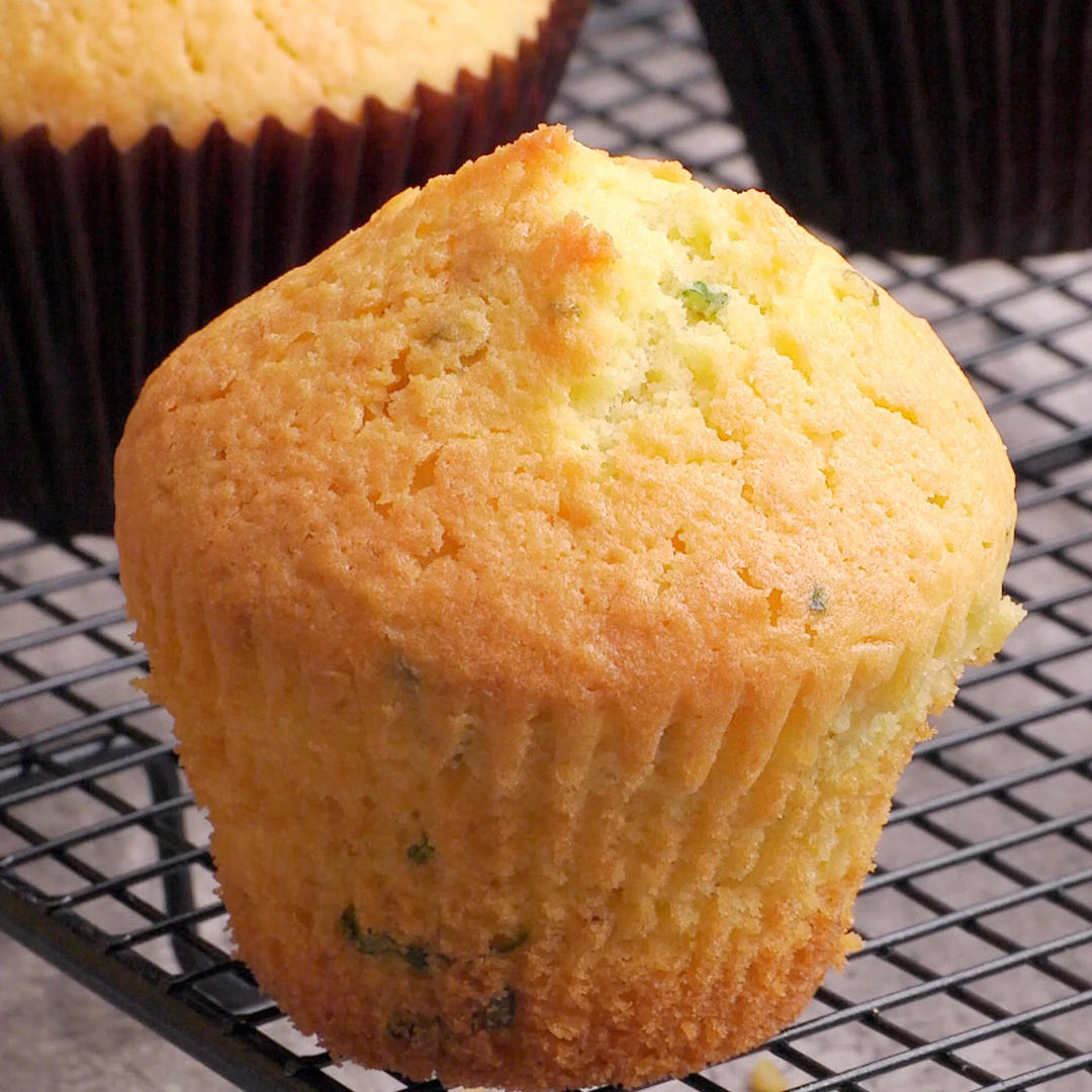 咸蛋黄肉松蛋糕