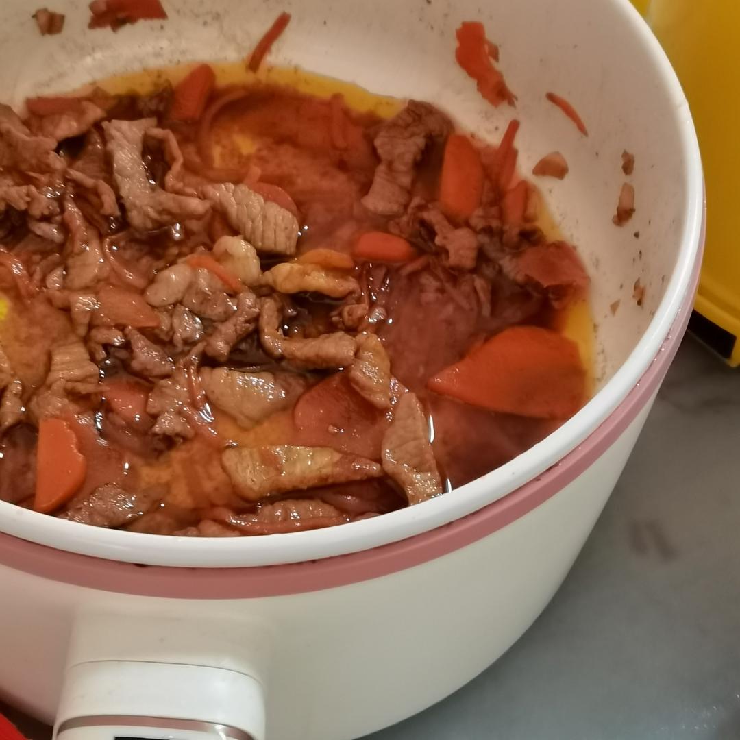 超下饭的胡萝卜炒肉